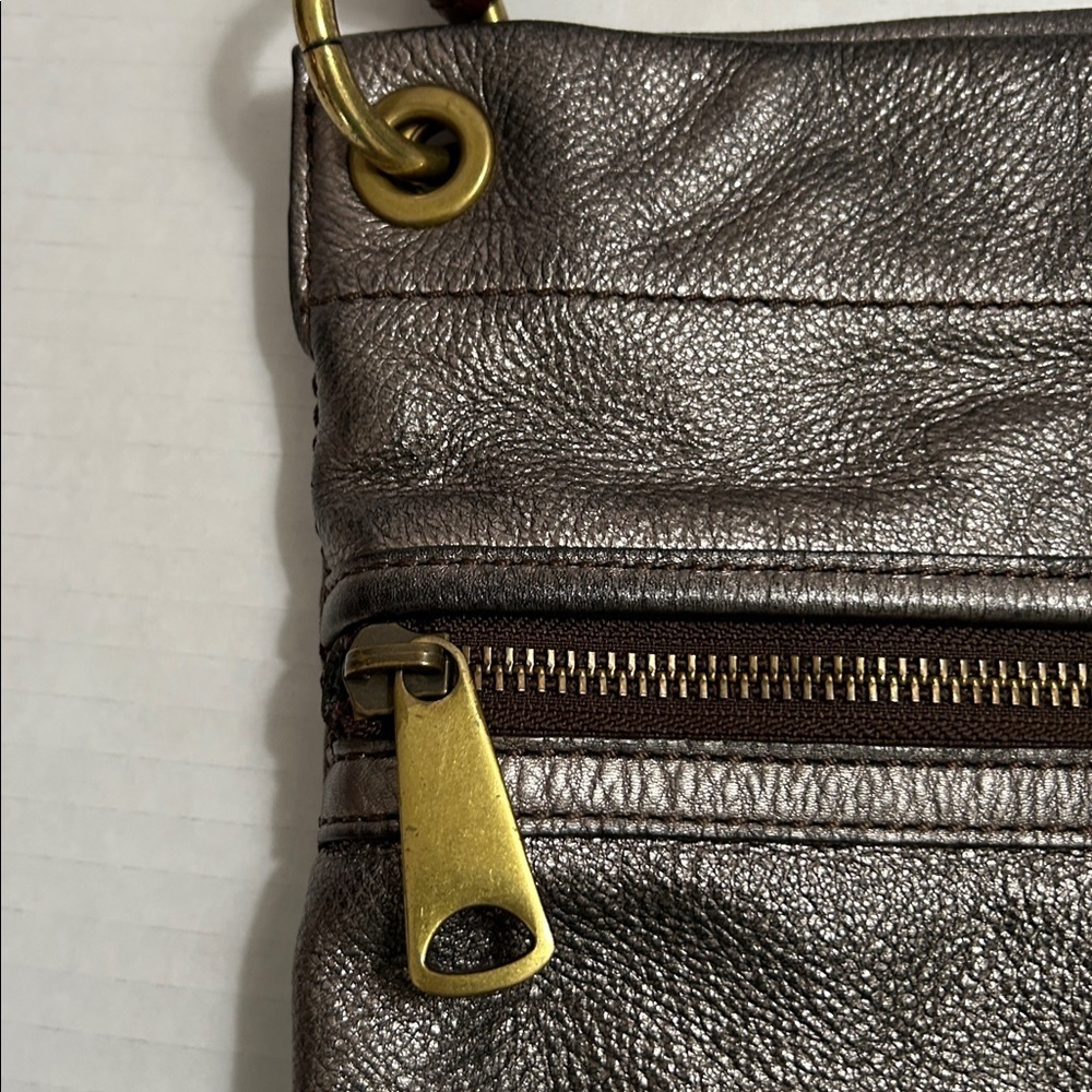 FOSSIL MADDOX EXPLORER HOBO METALLIC GRAY LEATHER SHOULDER BAG - Picture 4 of 16